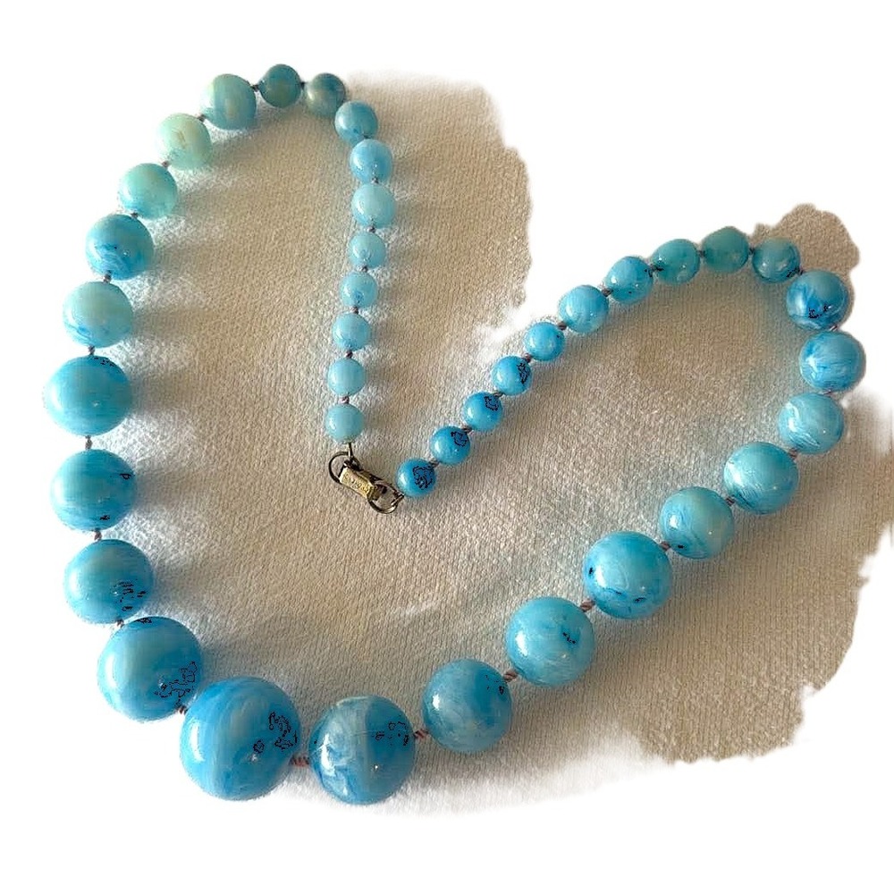 Vintage Chunky Beaded Necklace Women's Blue Marbled Graduated Hong Kong